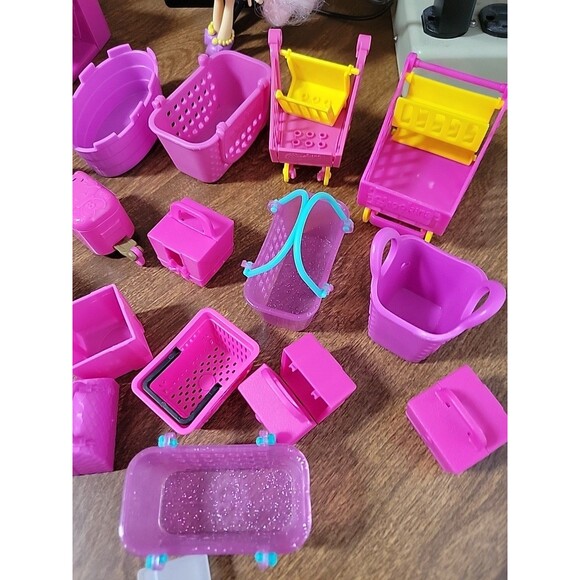 HUGE lot Shopkins Random Figures Basket Containers Mixed Seasons Dolls - Picture 10 of 16